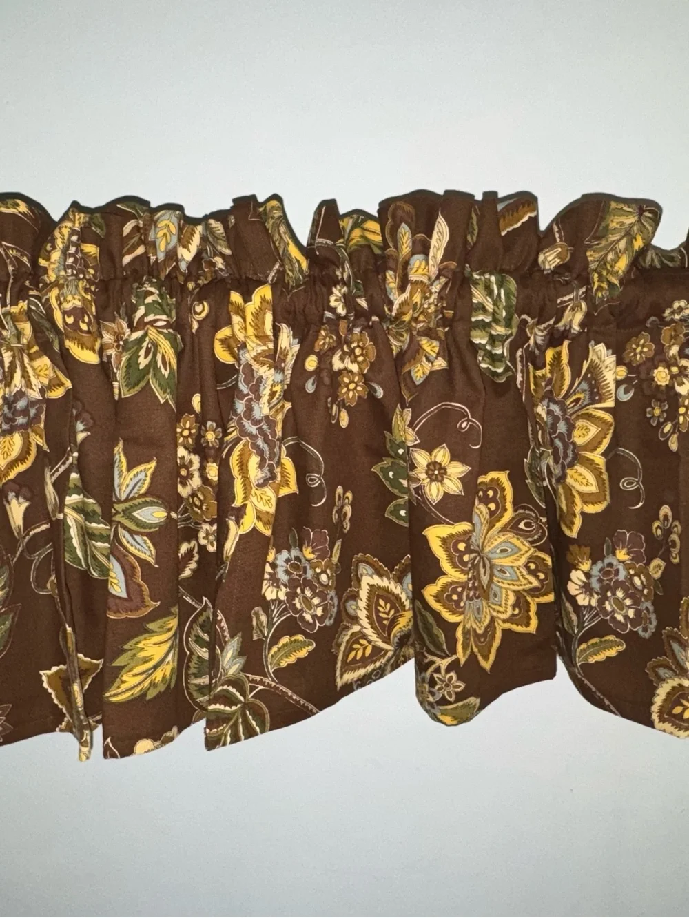New Set Of 2 Brown Floral Valance
